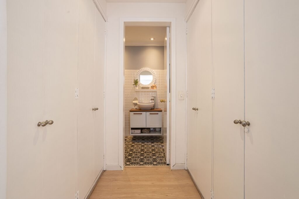 Puertas para Clóset Económicas: Opciones Prácticas y Duraderas para tu Hogar