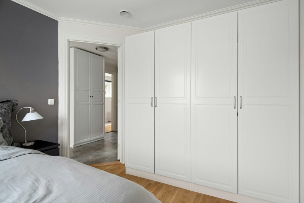 Puertas para Clóset Económicas: Opciones Prácticas y Duraderas para tu Hogar