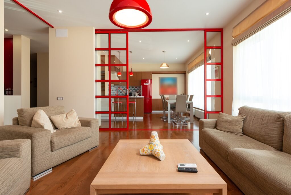 Ideas para separar sala y comedor: 8 soluciones prácticas y modernas